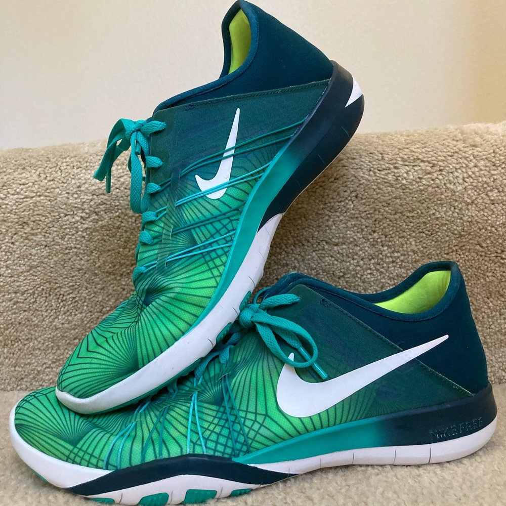 Nike Free TR6 Women’s Running Shoes